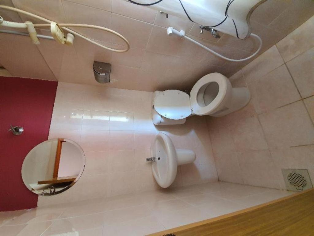 Oyo 1167 Rest And Go Hotel Κλάνγκ Εξωτερικό φωτογραφία