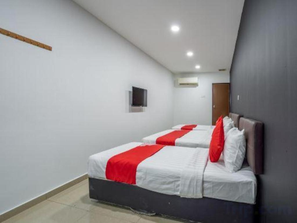 Oyo 1167 Rest And Go Hotel Κλάνγκ Εξωτερικό φωτογραφία