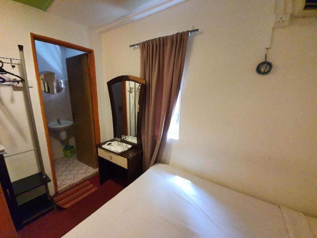 Oyo 1167 Rest And Go Hotel Κλάνγκ Εξωτερικό φωτογραφία