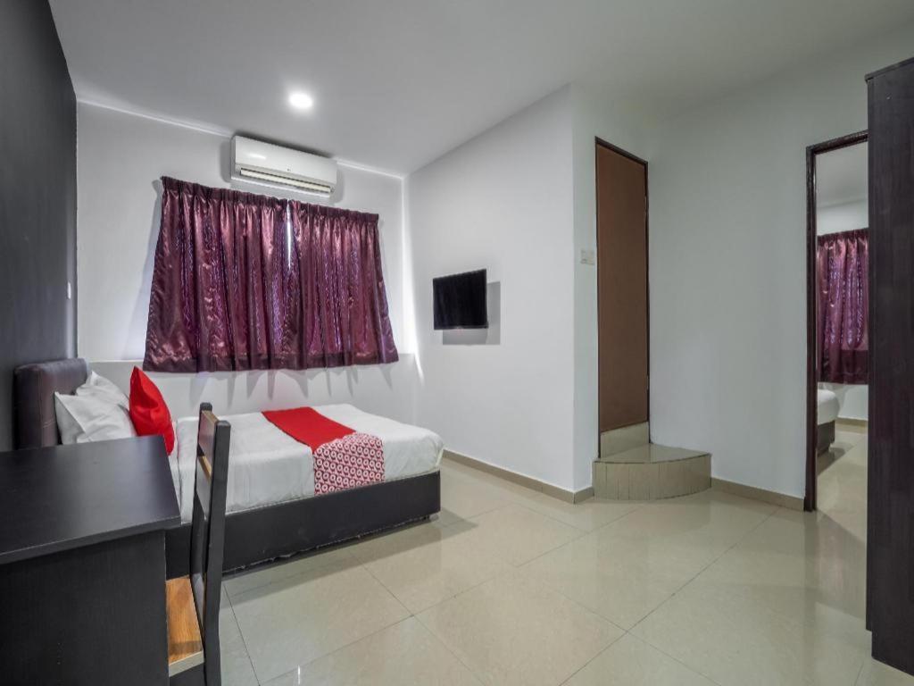 Oyo 1167 Rest And Go Hotel Κλάνγκ Εξωτερικό φωτογραφία