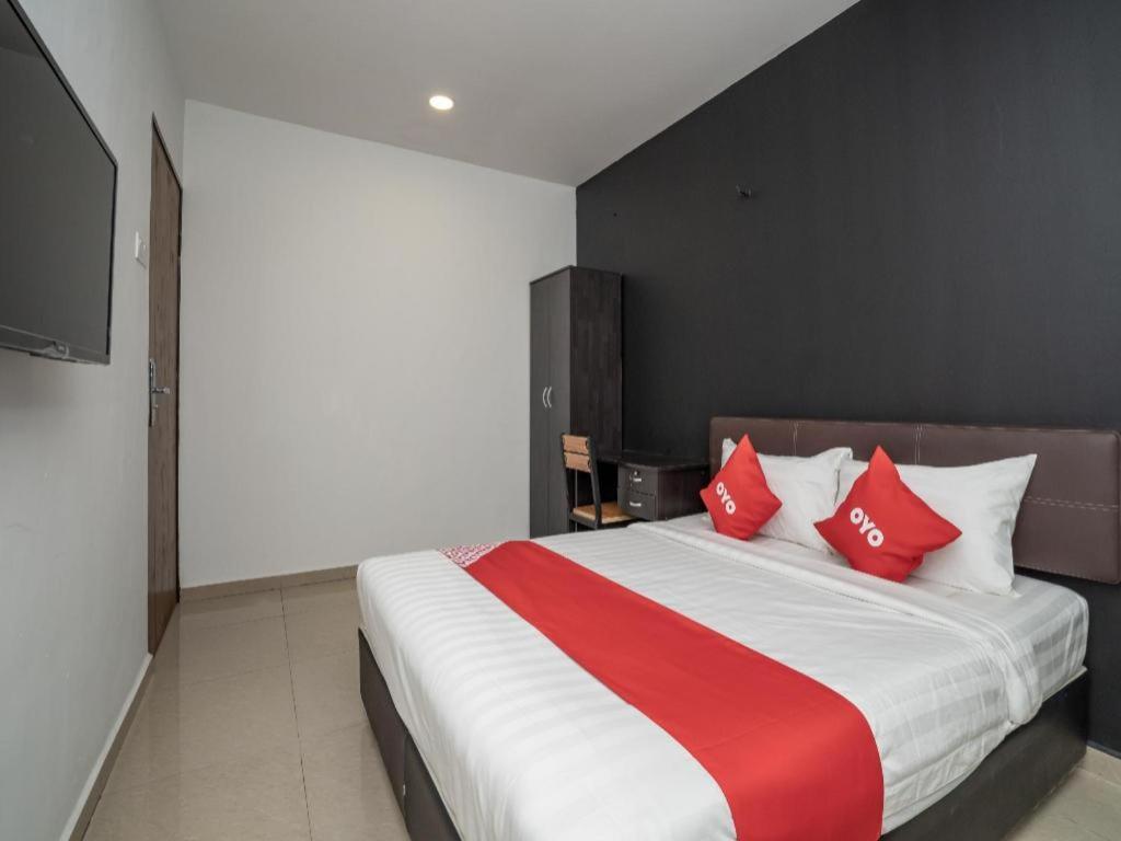 Oyo 1167 Rest And Go Hotel Κλάνγκ Εξωτερικό φωτογραφία
