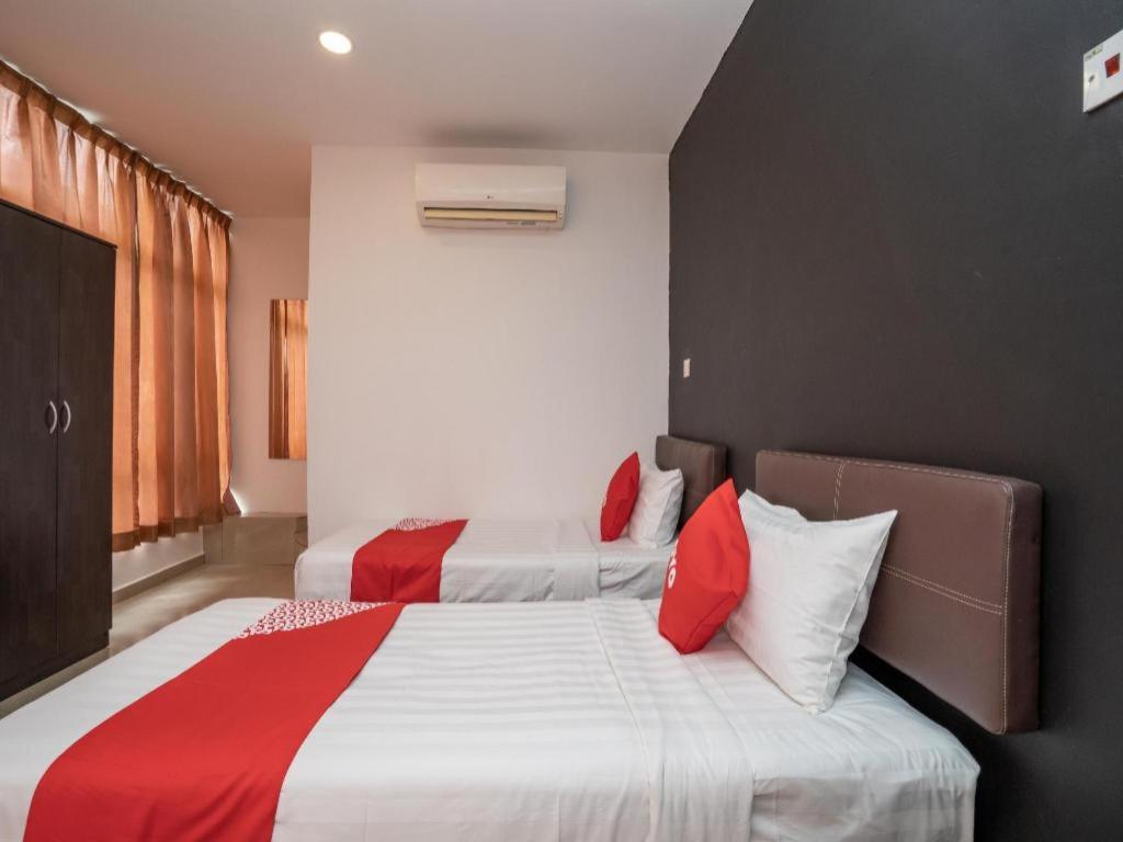 Oyo 1167 Rest And Go Hotel Κλάνγκ Εξωτερικό φωτογραφία